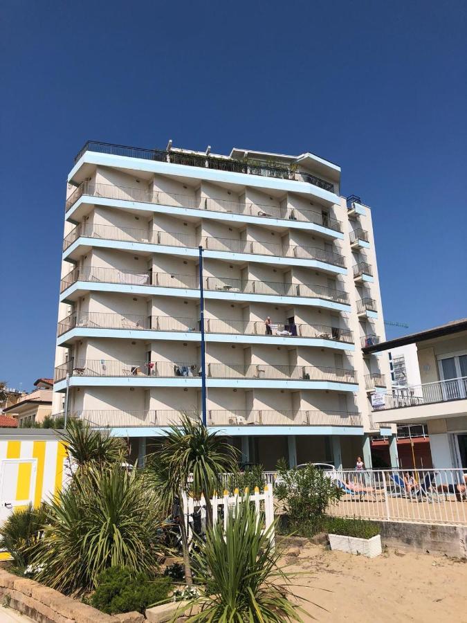 La Torre - Frontemare - Immobil Relax Villa Lido di Jesolo Esterno foto